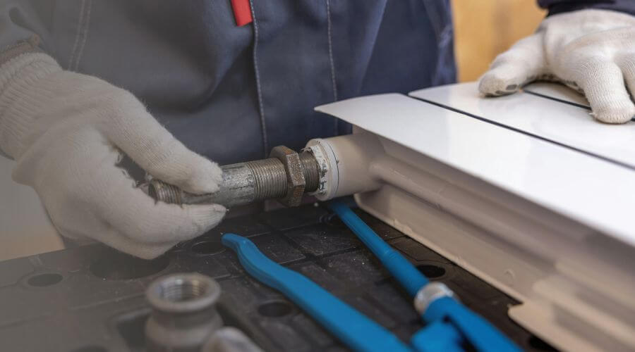 Professional water heater repair in Girard, TX